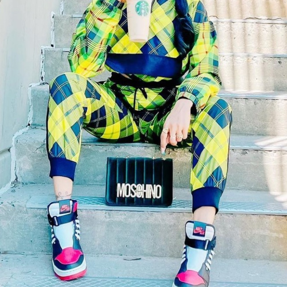 Tracksuit set - Picture 7 of 8